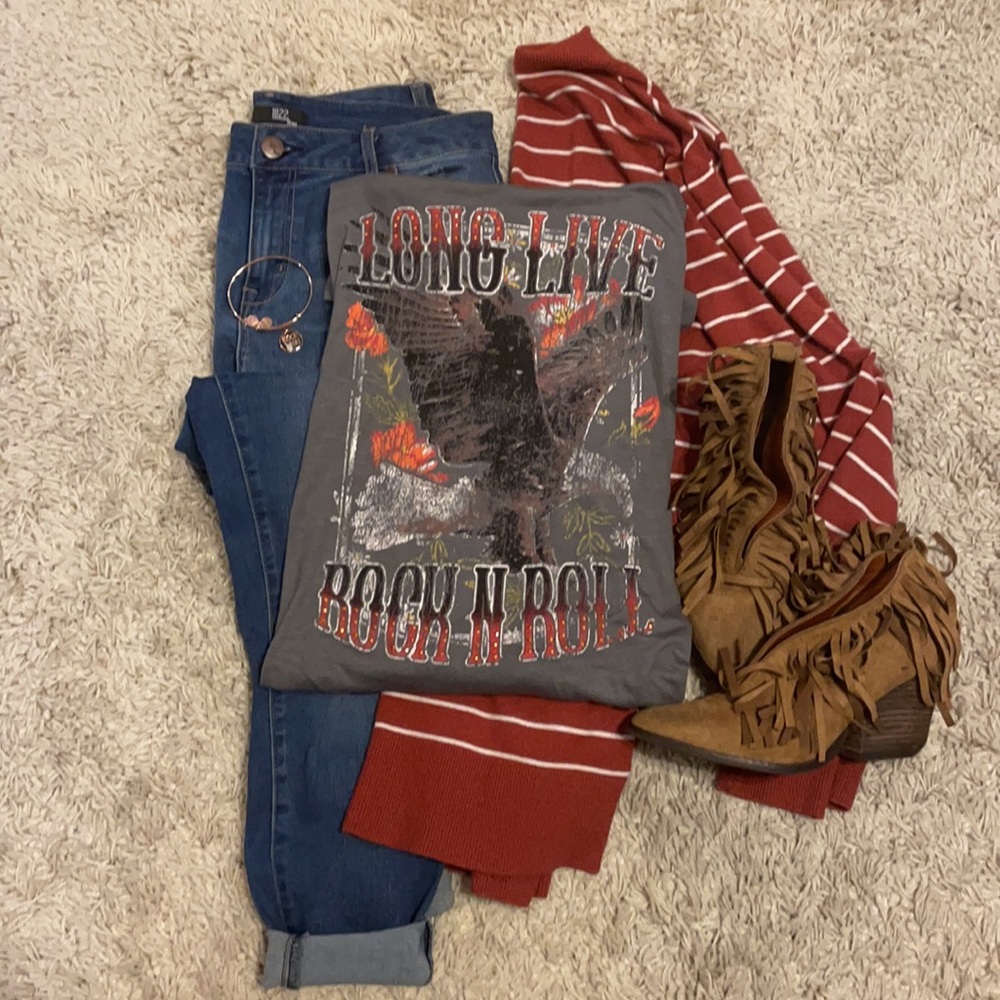 Cato Graphic Tee - Rock N Roll